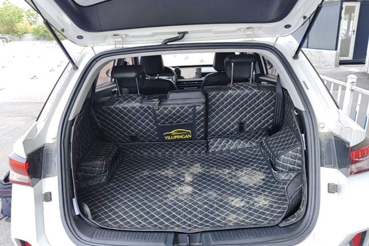 Used Wuling Alvez 2022 1.5L CVT Comfort Edition
