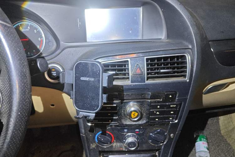 Used Brilliance V5 2012 1.6L Manual Luxury Model
