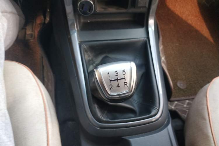 Used Isuzu TAGA 2021 3.0T Diesel Manual Two-Wheel Drive Value Edition Long Wheelbase 4KH1CT6H1