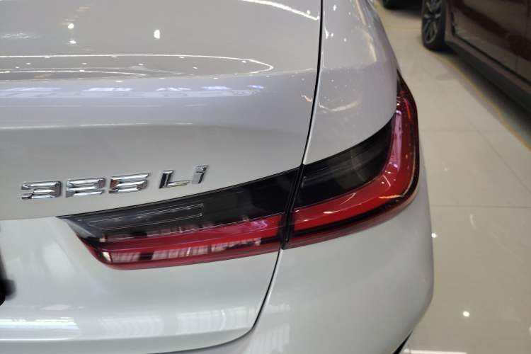 Used BMW 3 Series 2023 325Li M Sport Package
