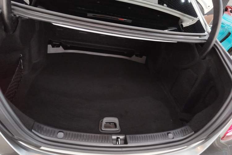 Used Mercedes-Benz E-Class 2018 E 200 L Sport Edition
