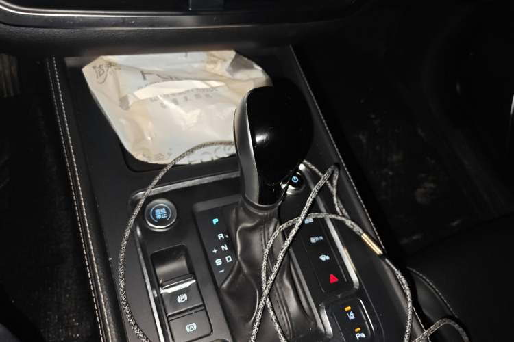 Used BYD Tang 2019 2.0T Automatic SmartConnect Luxury Version 5 Seats China VI Standard
