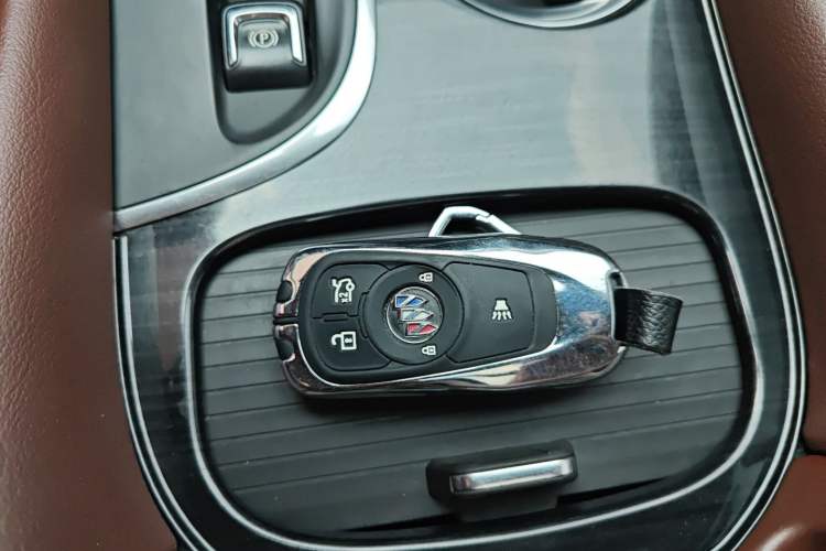 Used Buick Envision 2020 28T Four-Wheel Drive Elite Version Vehicle Key