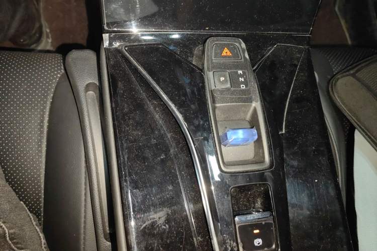 Used Dongfeng Aeolus Mage 2024 HONOR Edition DH-i 1.5T Luxury Model