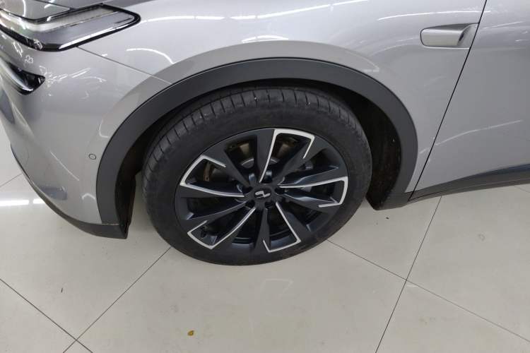 Used ONVO L60 2024 60 kWh Rear-Drive Version