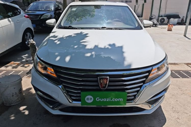 Used Roewe i6 2020 PLUS 1.6L CVT 4G Connected Glory Holographic Edition