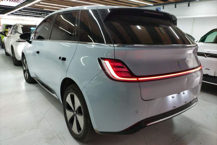 Used Baojun Cloud 2023 460 Pro Rear Left 45 Deg