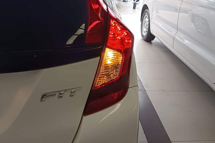 Used Honda Fit 2020 1.5L CVT Comfort Sunroof Version