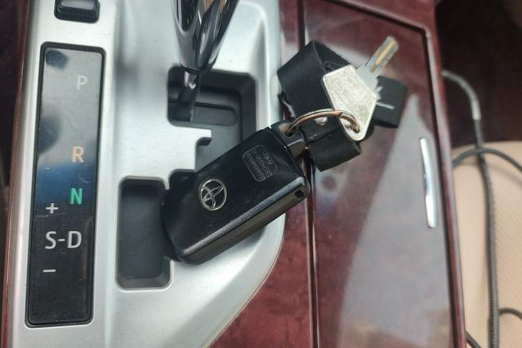 Used Toyota Camry 2012 2.5G Luxury Edition
