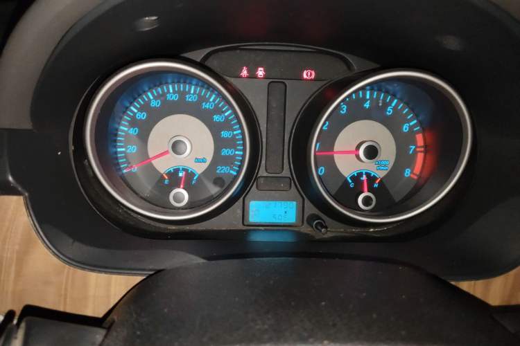 Used Buick Excelle 2015 1.5L Automatic Classic Model
