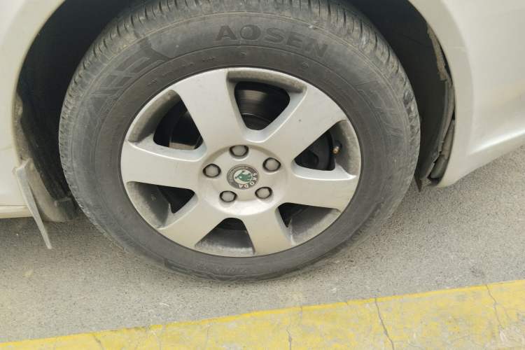 Used Skoda Octavia 2012 1.6L Manual Yijie Edition