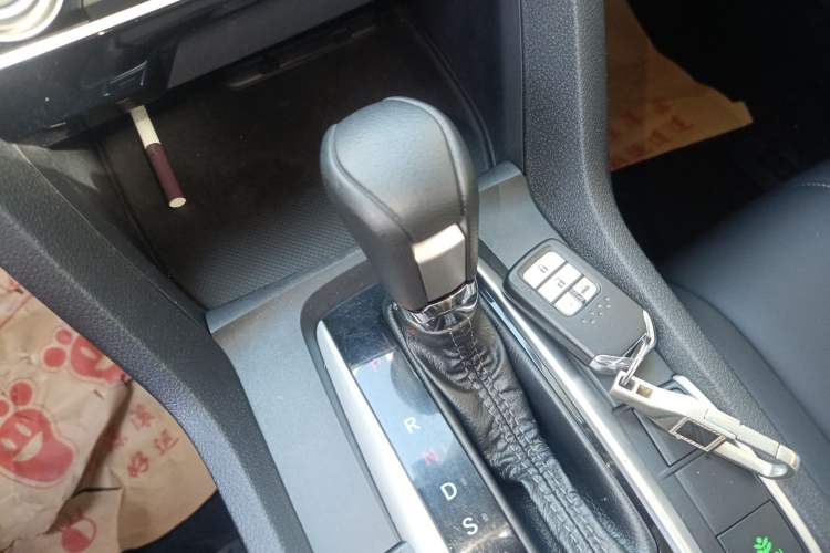 Used Honda Civic 2019 220TURBO CVT Dynamic Edition China VI Emission Standard Gear Lever
