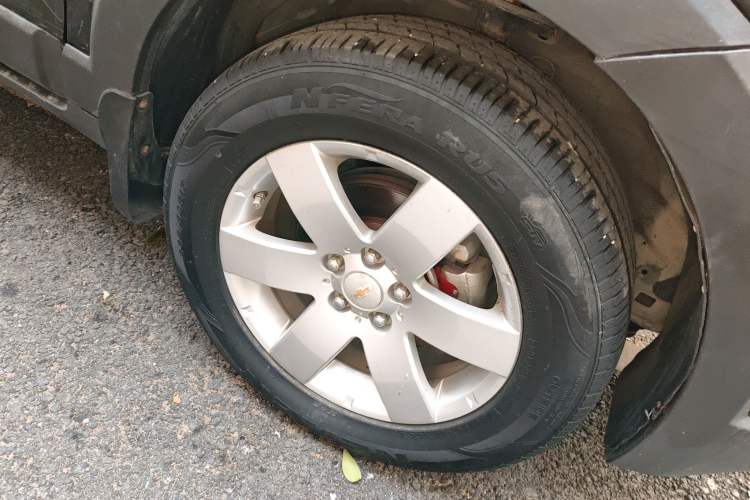 Used Chevrolet Captiva 2012 2.4L 4x4 Luxury Edition 5 Seats
