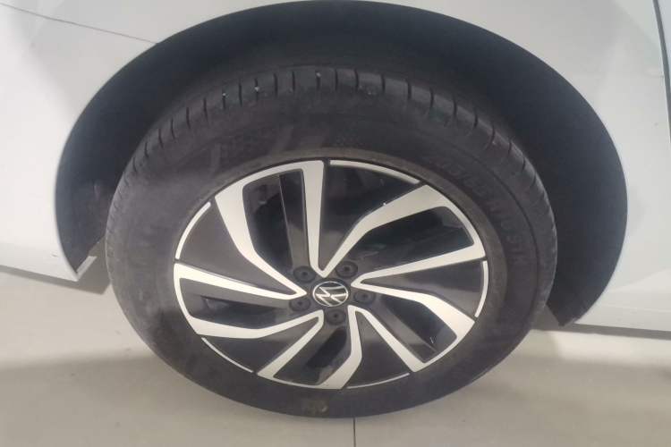 Used Volkswagen Lavida 2023 New Rui 1.5L Automatic New Yi Edition
