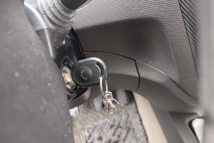 Used Wuling Hongguang 2015 1.5L S Basic Version China V Standard