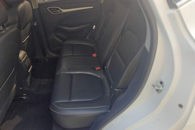 Used MG ZS 2018 1.5L Automatic Luxury Edition China V Standard
