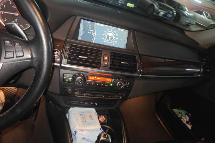 Used BMW X6 2011 xDrive35i
