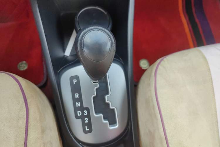 Used Kia K2 2015 Sedan 1.4L Automatic GLS
