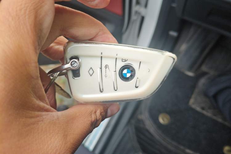 Used BMW iX3 2023 Leading Model Vehicle Key