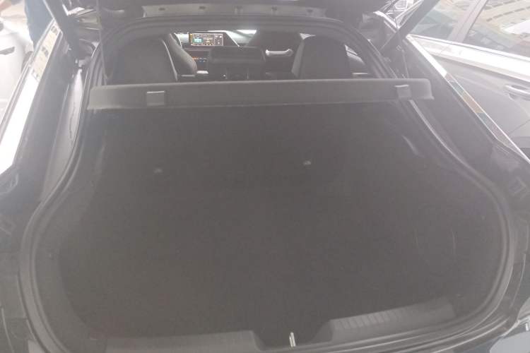 Used CHANGAN UNI-V 2023 2.0T Leading-Speed Edition
