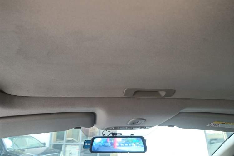 Used Venucia T70 2019 2.0L CVT Enjoy Edition China V Standard