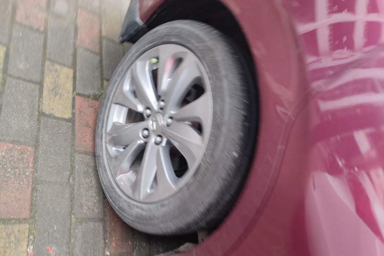 Used Honda Jade 2017 1.8L automatic Comfort version 5 seats