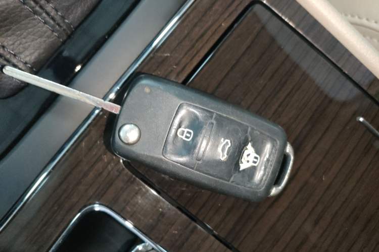 Used Volkswagen Passat 2014 1.8TSI DSG Ultimate Edition Interior 1