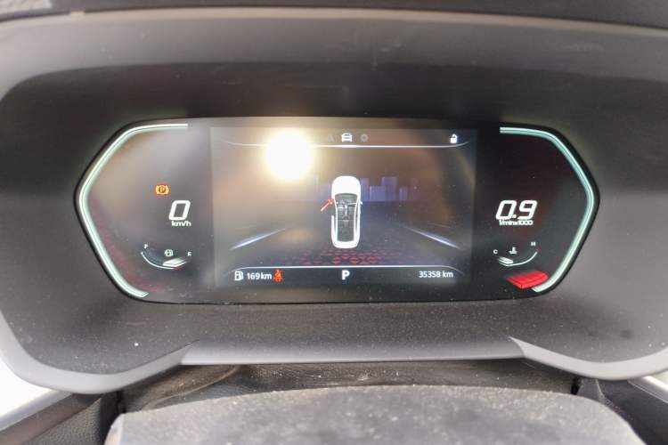 Used MG 5 2021 180 DVVT CVT Youth Luxury Edition
