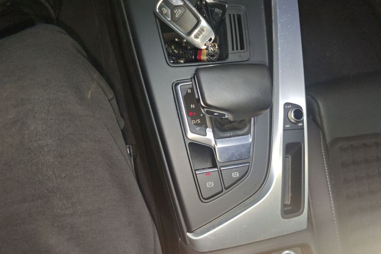 Used Audi A4L 2020 40 TFSI Fashion Dynamic Model