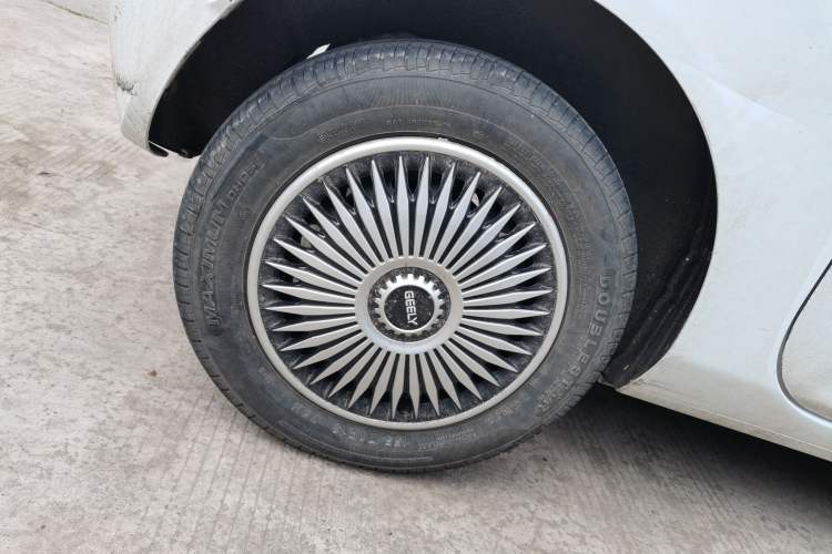 Used Geely Galaxy Panda 2024 Panda Mini 200km Endurance Bear Right Rear Wheel Hub