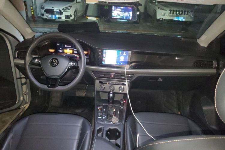 Used Volkswagen Lavida 2021 1.5L Automatic Comfort Edition Center Console