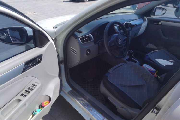 Used Volkswagen Bora 2008 1.6L Manual Fashion Model