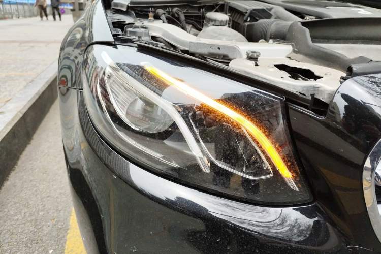 Used Mercedes-Benz E-Class 2018 Facelift E 200 L Sport 4MATIC