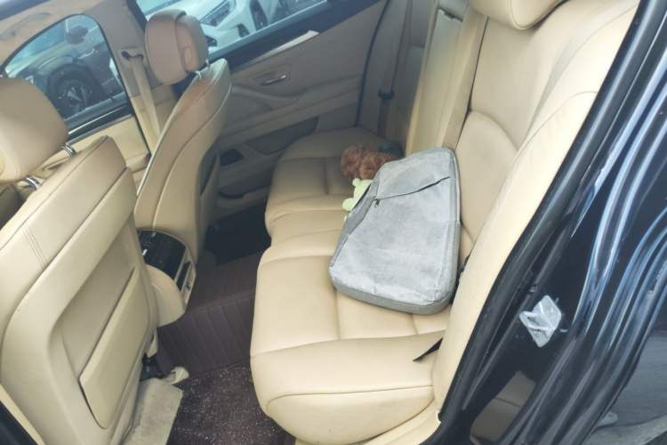 Used BMW 5 Series 2013 525Li Luxury Model