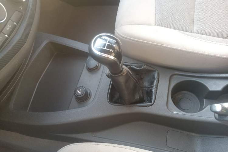 Used Wuling Hongguang 2019 1.5L S Comfort Edition China VI LAR