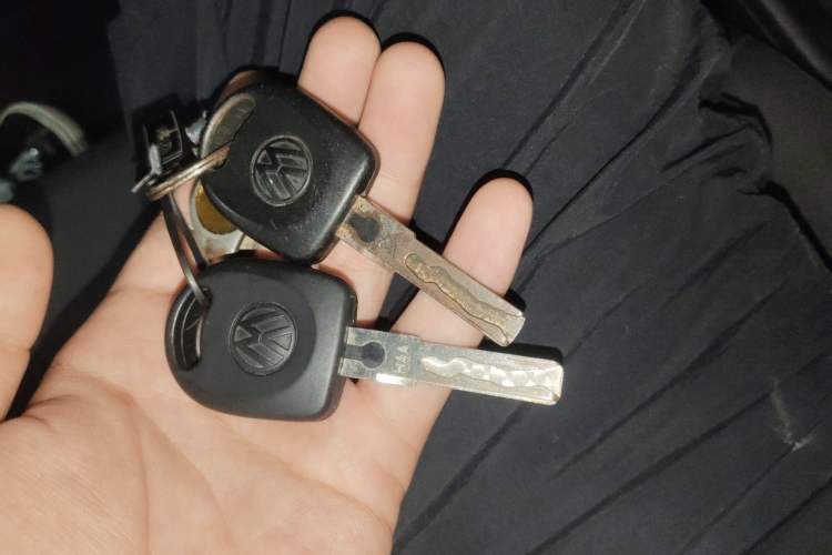 Used Volkswagen Santana 2015 1.6L Automatic Fashion Edition Vehicle Key