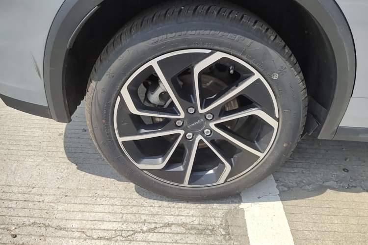 Used Lynk & Co 01 2023 1.5TD EM-F PM Exterior 5