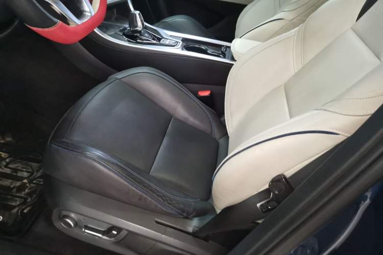 Used Lynk & Co 01 2017 2.0T Two-Wheel Drive Zhaopu Version