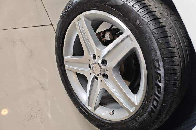 Used Mercedes-Benz GLK-Class 2015 GLK 300 4MATIC Luxury Ultimate Edition