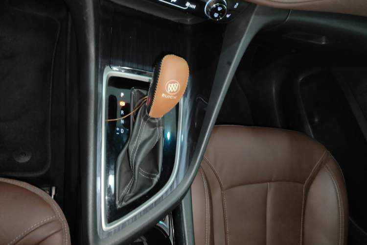 Used Buick GL6 2019 18T 6-Seater Connected Luxury Version China V Standard Gear Lever