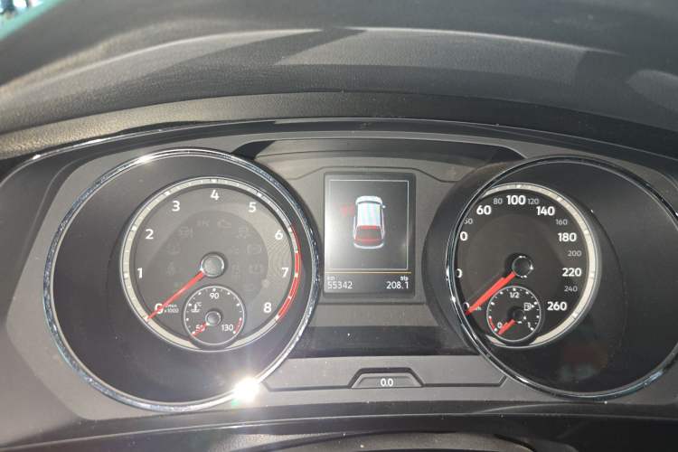 Used Volkswagen Tiguan L 2017 330TSI Automatic Two-Wheel Drive Flagship Edition Instrument Cluster