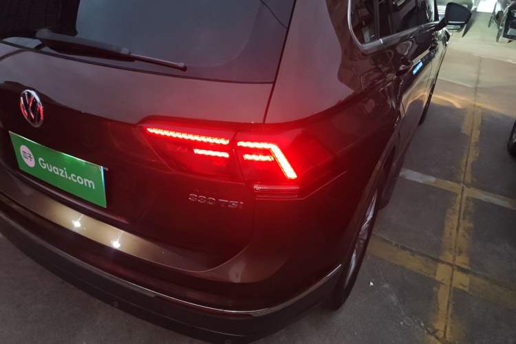 Used Volkswagen Tiguan 2018 330TSI All-Wheel-Drive Innovation Model