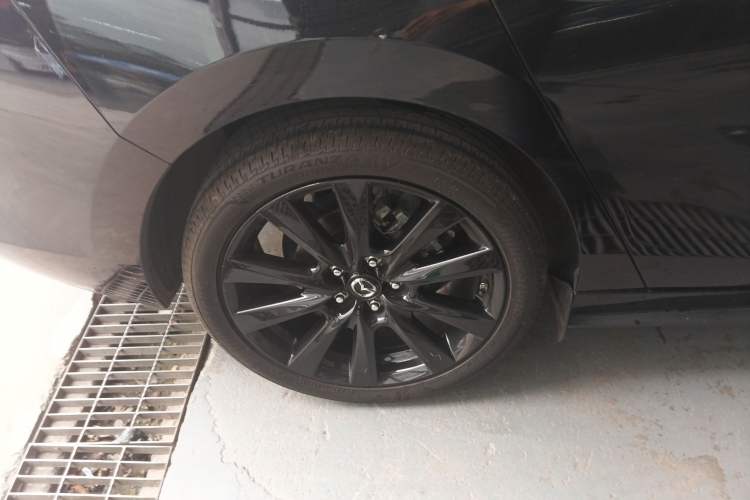 Used Mazda 3 Axela 2023 2.0L Automatic Zhiyao Edition Exterior 5