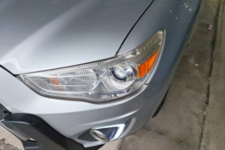 Used Mitsubishi ASX 2013 2.0L CVT Two-Wheel Drive Elite Edition
