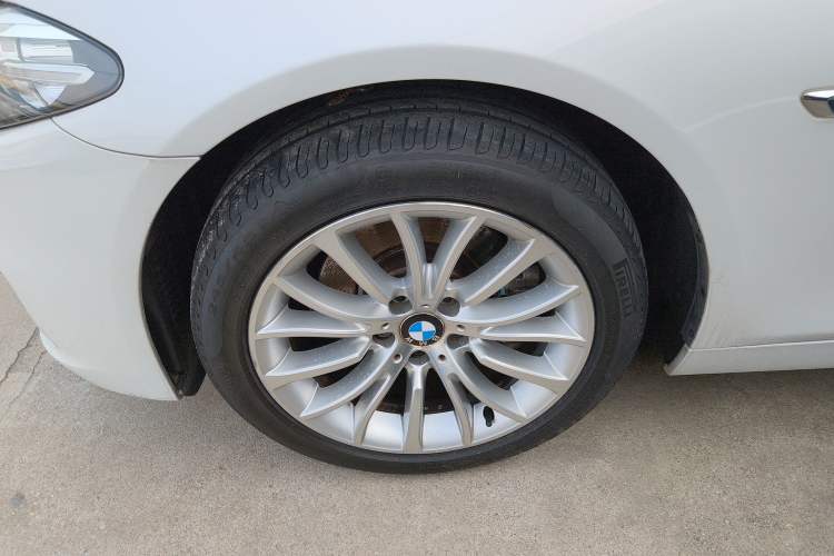 Used BMW 5 Series 2014 525Li Luxury Design Package