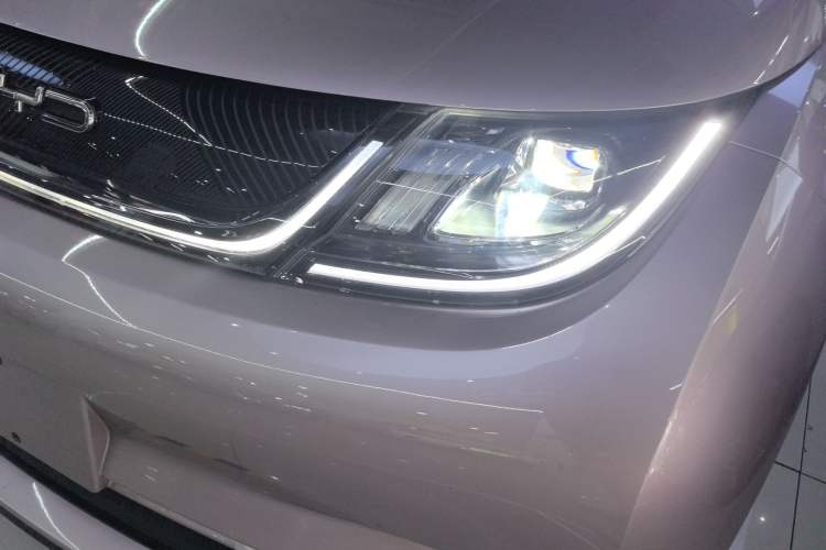 Used BYD Dolphin 2021 405 km Free Version
