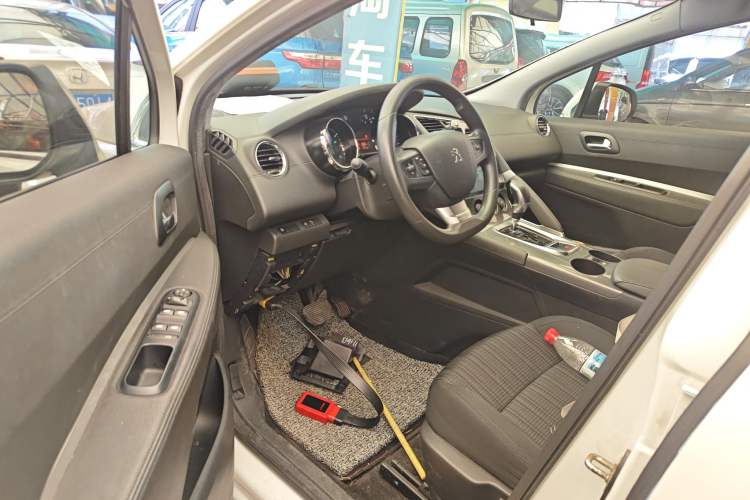 Used Peugeot 3008 2018 2.0L Automatic Classic Edition