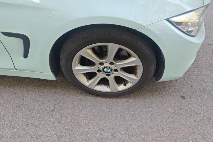 Used BMW 4 Series 2014 420i Fashion Model Right Front Wheel Hub