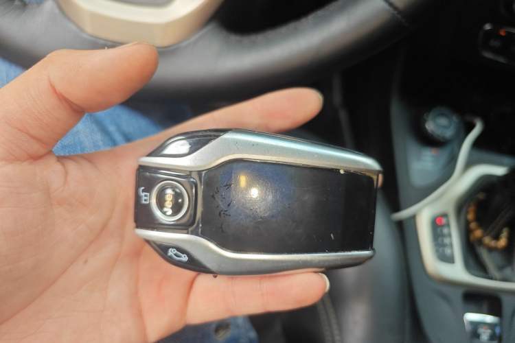 Used Jeep Cherokee 2016 2.4L Professional Smart Version