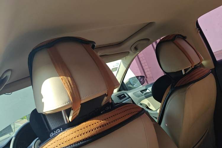 Used Volkswagen Sagitar 2012 1.6L Automatic Comfort Edition
